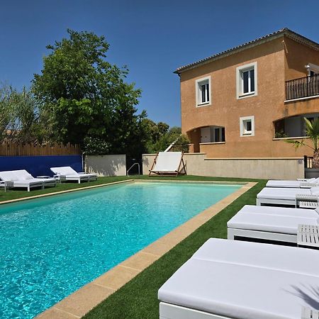 Hotel Le Saint-Genies Uzes Luaran gambar