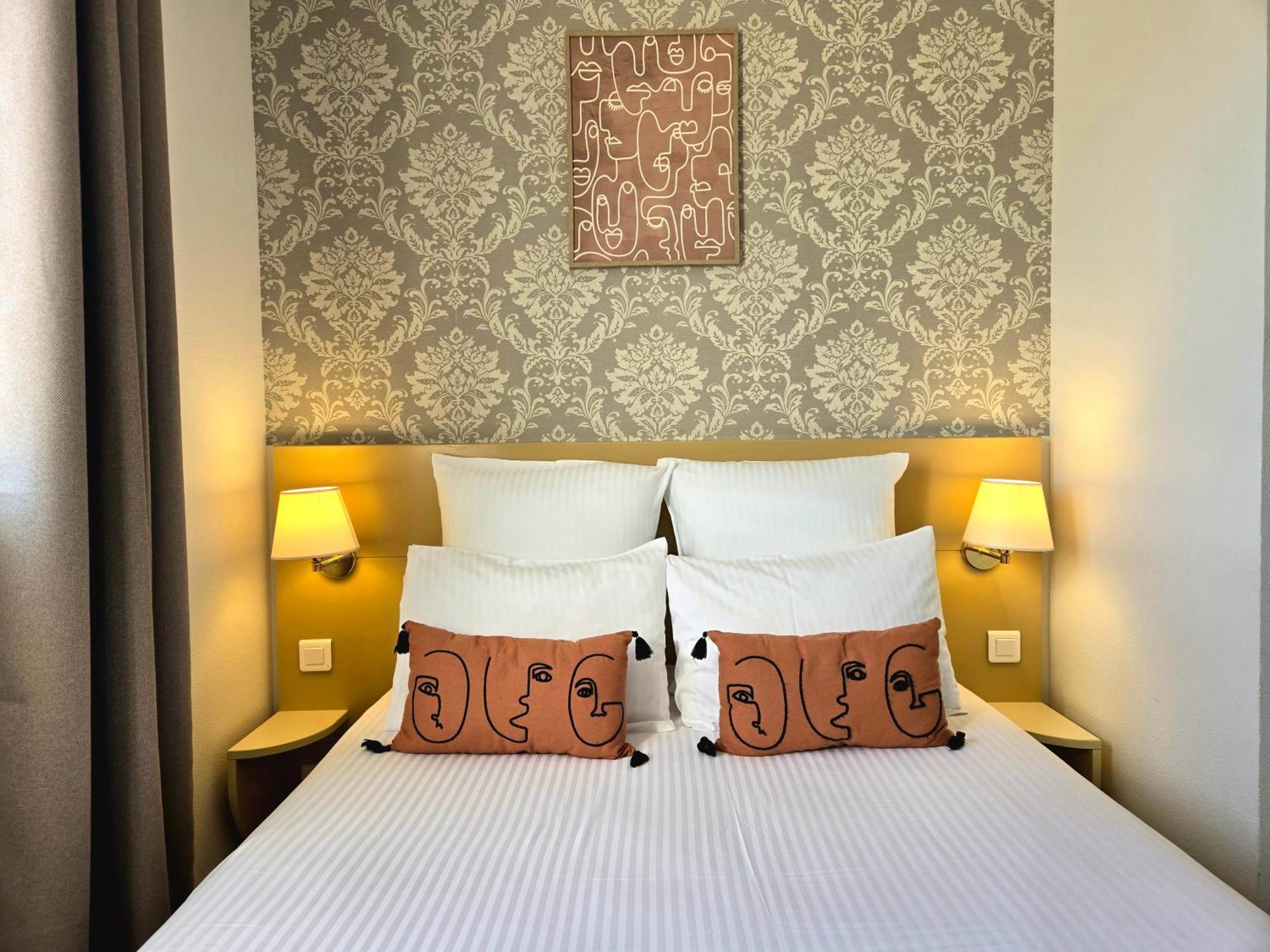 Hotel Le Saint-Genies Uzes Luaran gambar