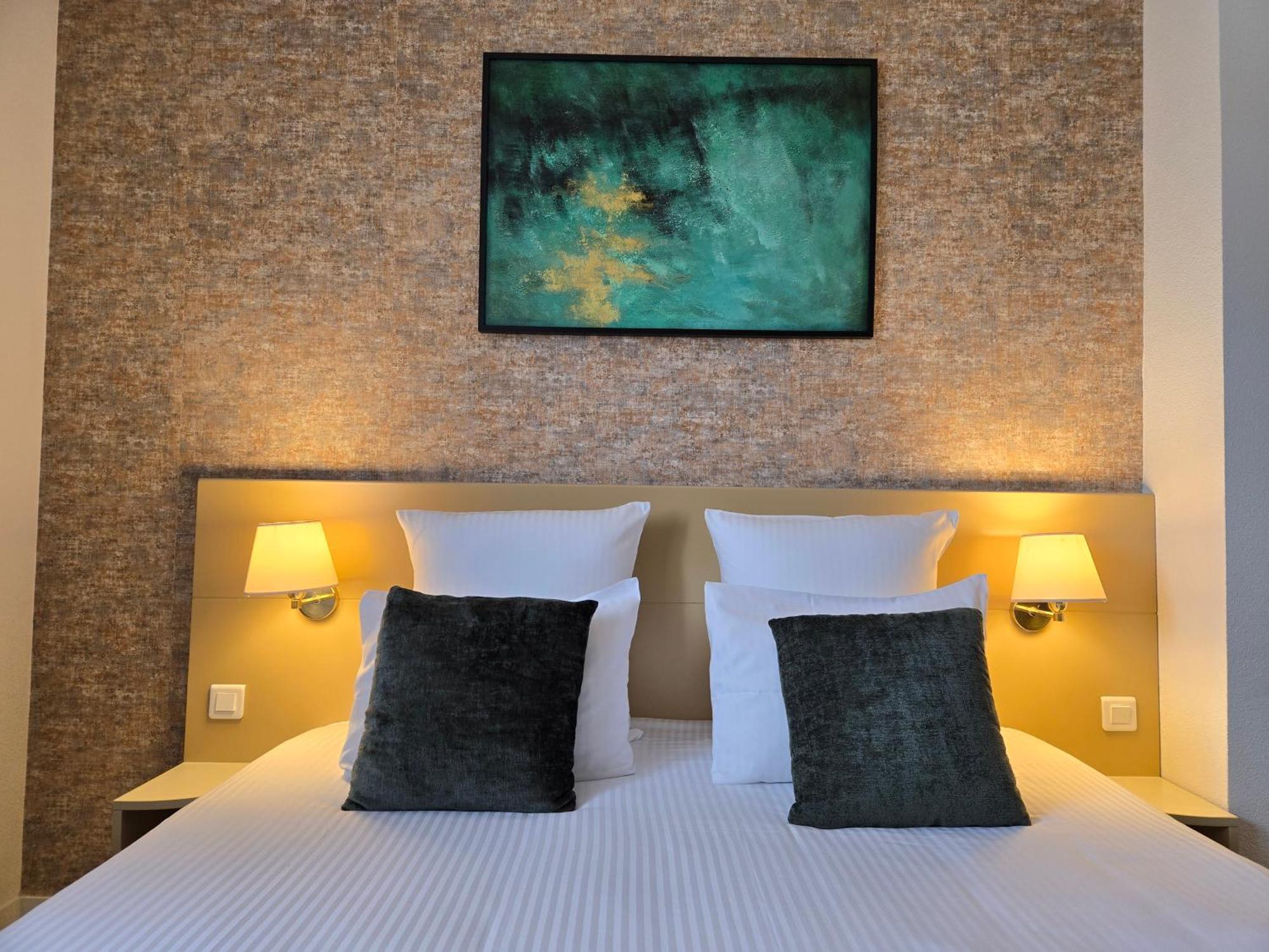 Hotel Le Saint-Genies Uzes Luaran gambar