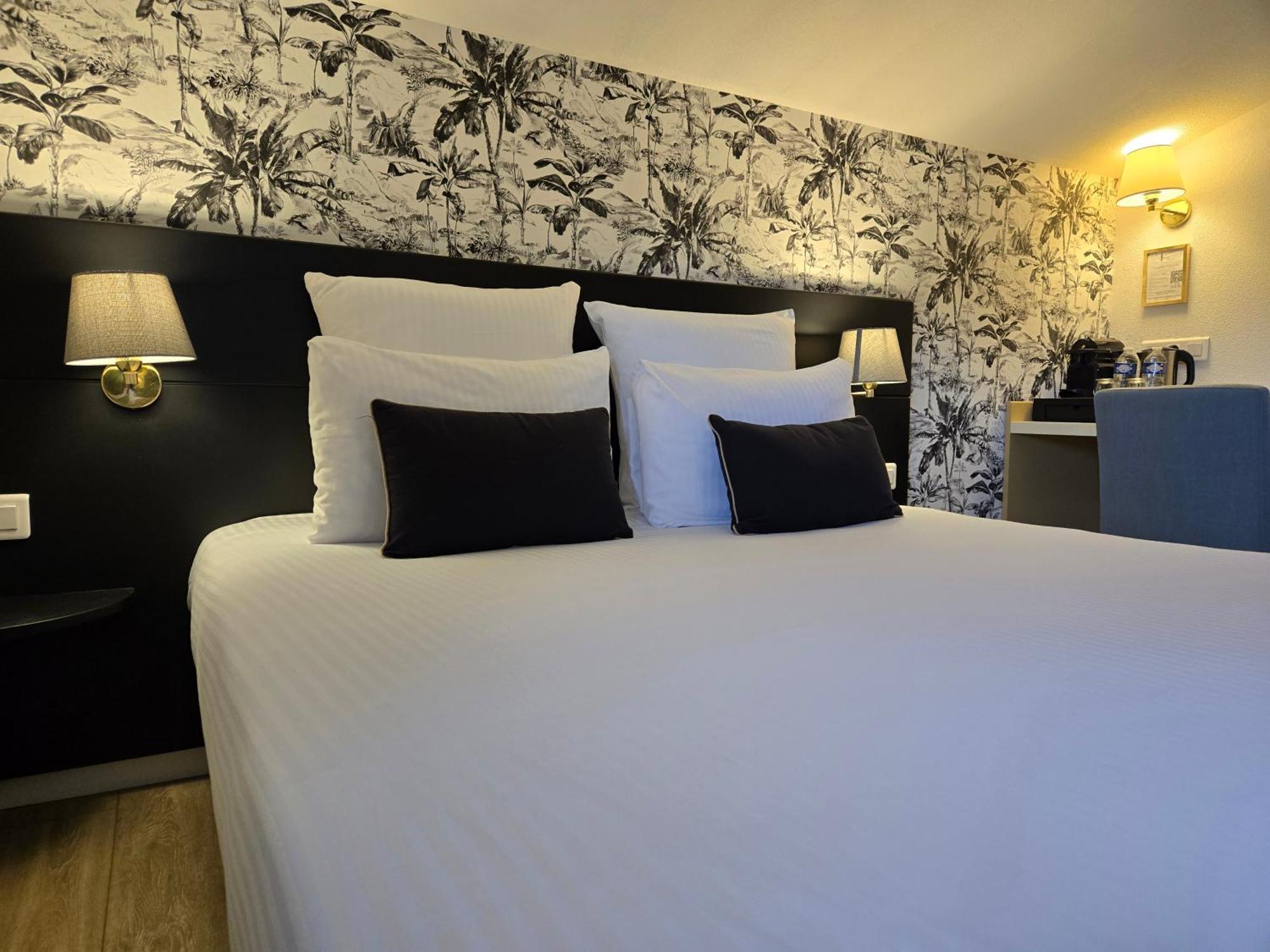 Hotel Le Saint-Genies Uzes Luaran gambar