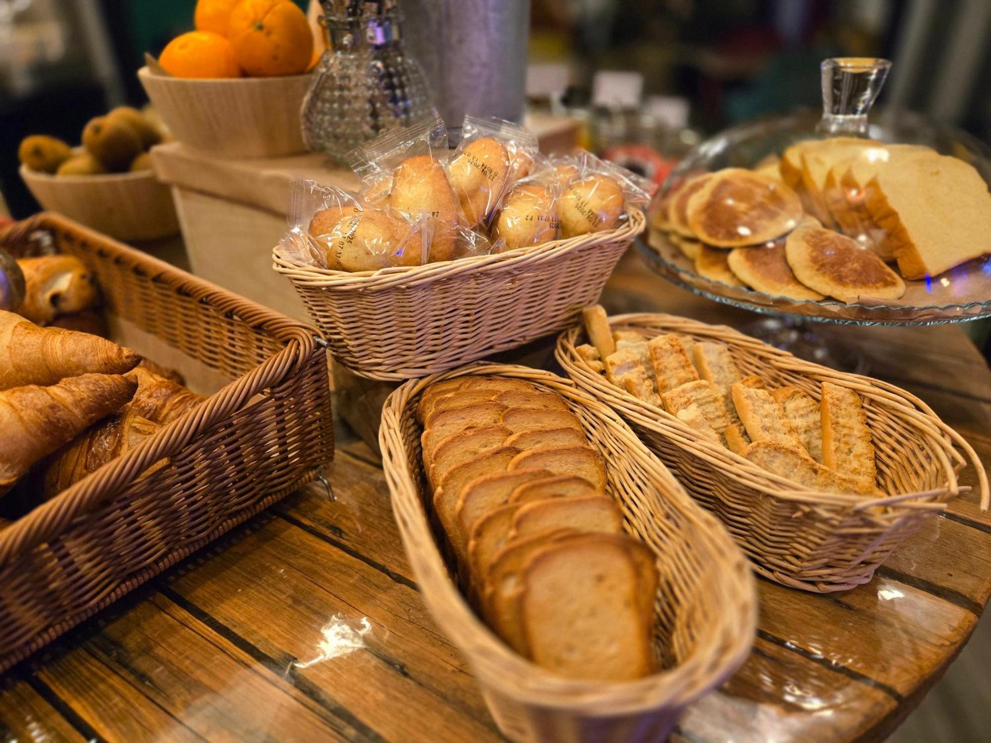 Hotel Le Saint-Genies Uzes Luaran gambar