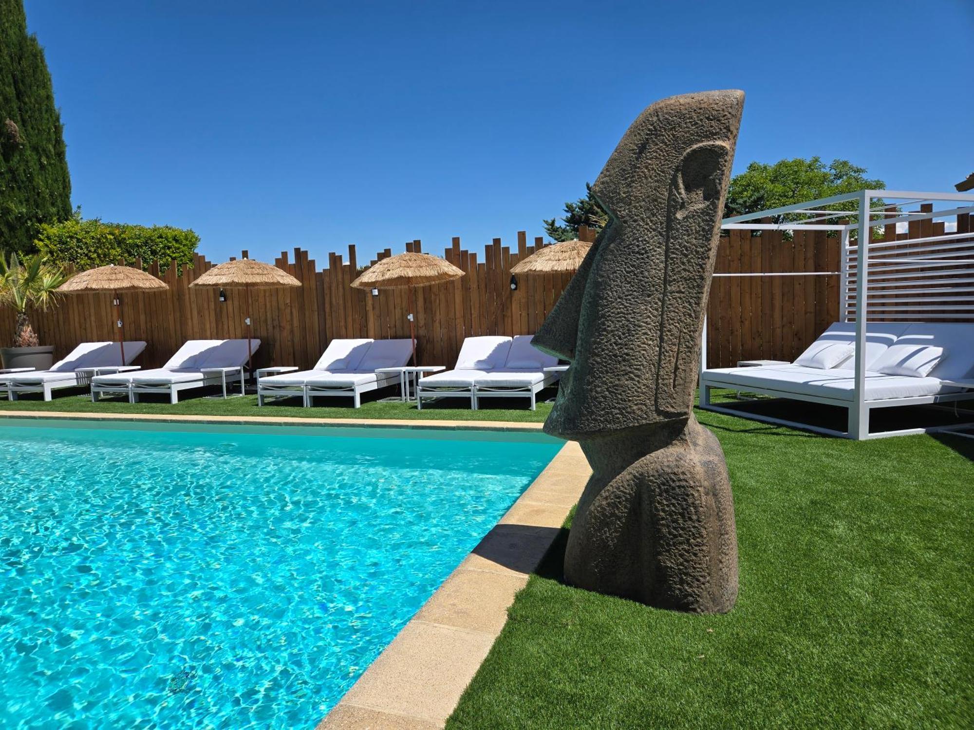 Hotel Le Saint-Genies Uzes Luaran gambar